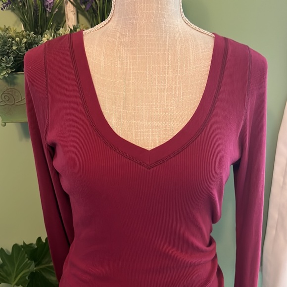Maroon Long Sleeved V-Neck - Picture 2 of 4